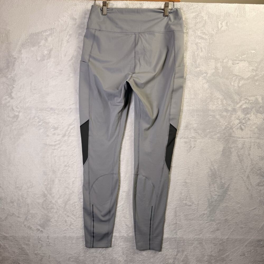 Women's Light Gray Activewear Leggings with Black Knee Panels - Picture 11 of 16